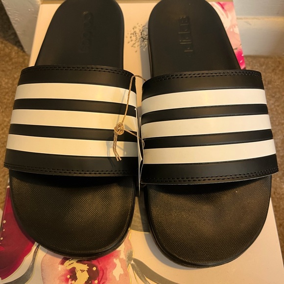 adidas Shoes - Brand New Adidas Slides Men’s 7 / Women’s 8
